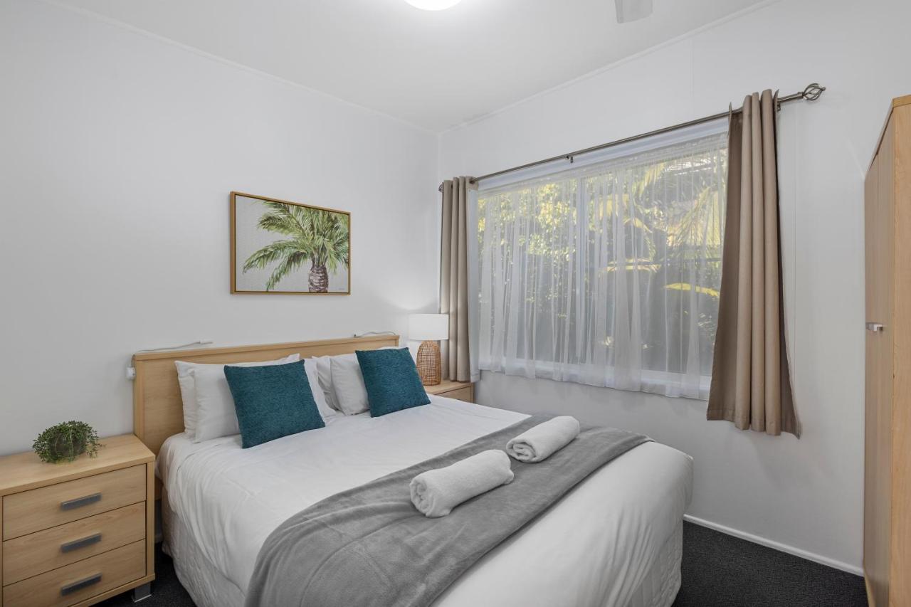 Ocean Park Motel & Holiday Apartments Κοφς Χάρμπουρ Εξωτερικό φωτογραφία