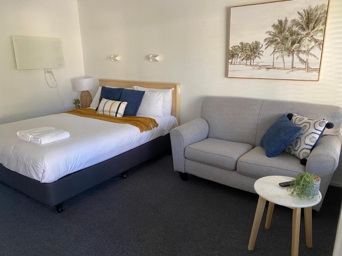Ocean Park Motel & Holiday Apartments Κοφς Χάρμπουρ Εξωτερικό φωτογραφία