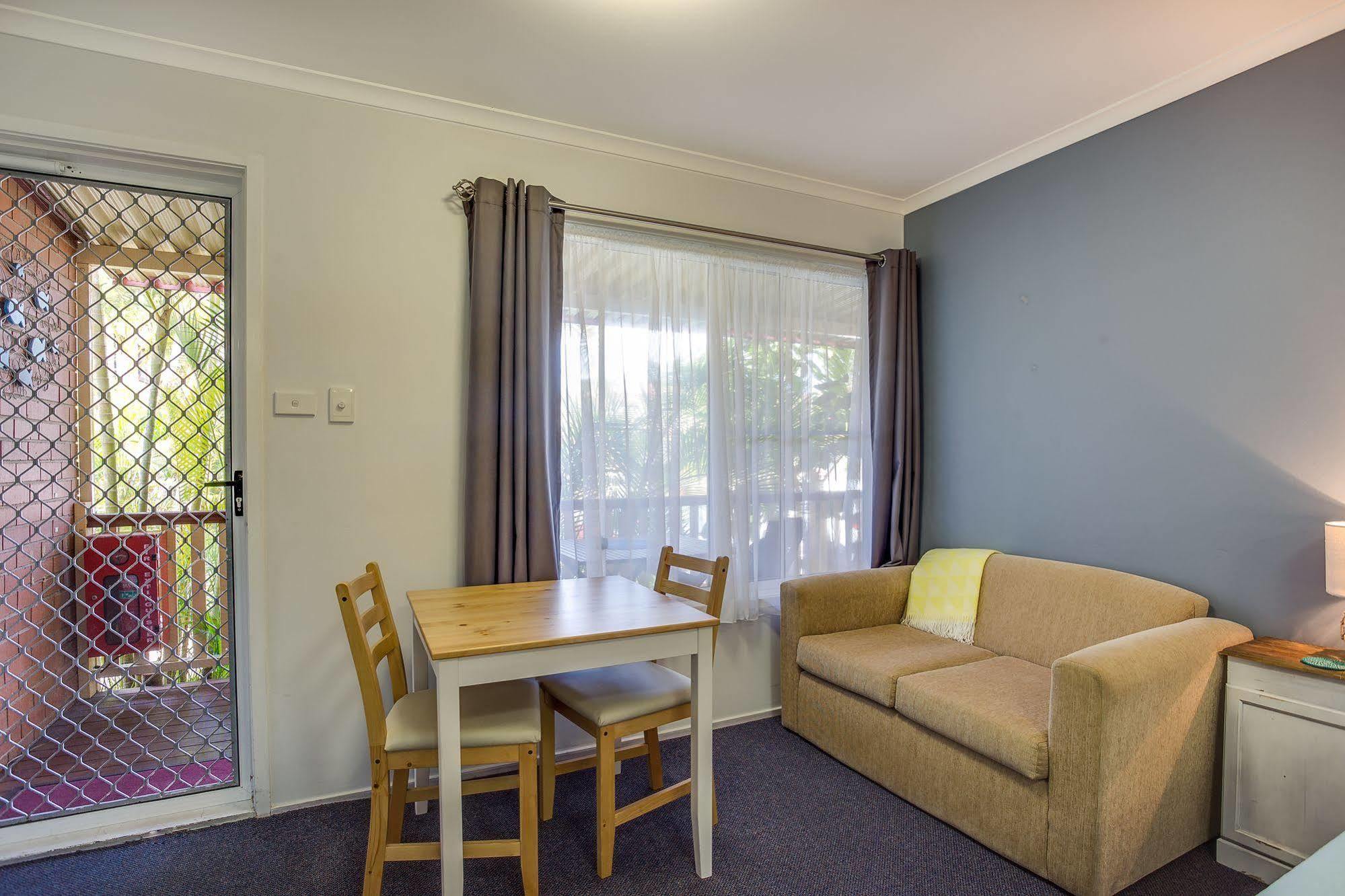 Ocean Park Motel & Holiday Apartments Κοφς Χάρμπουρ Εξωτερικό φωτογραφία